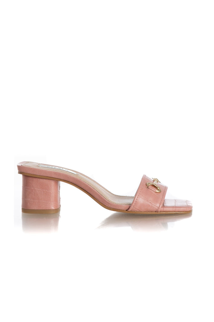 Zapato rosa, vista frontal – ClosetRehab