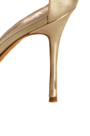 Manolo Blahnik, Talla 36