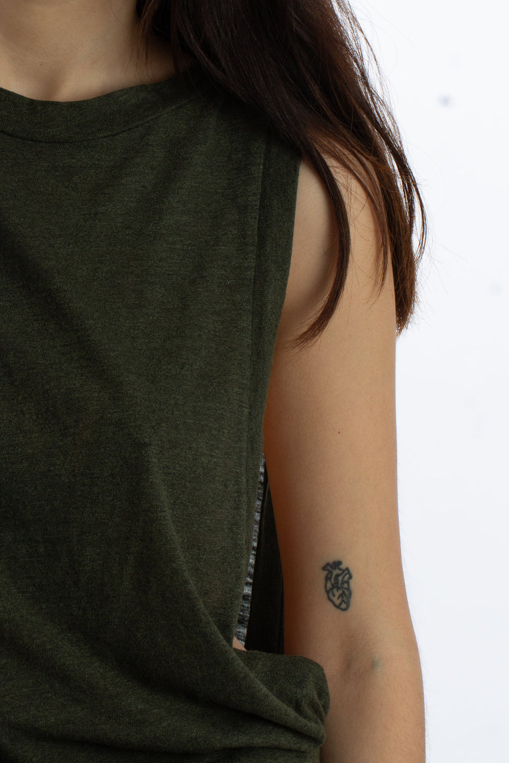 Blusa 7 for All Mankind verde, detalle – ClosetRehab
