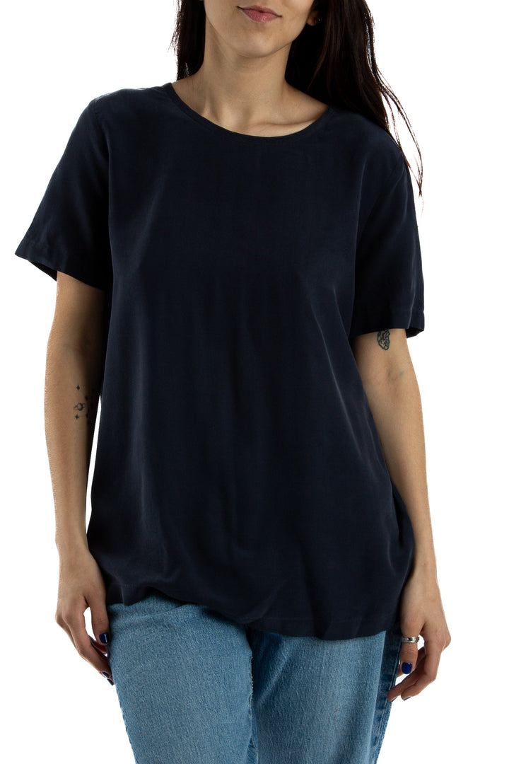 Blusa Adriano Goldschmied azul marino de manga corta, vista frontal