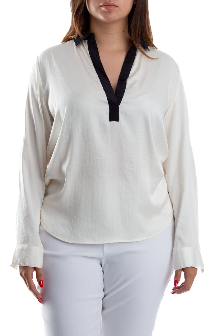Blusa Michael Kors blanco, vista frontal – ClosetRehab