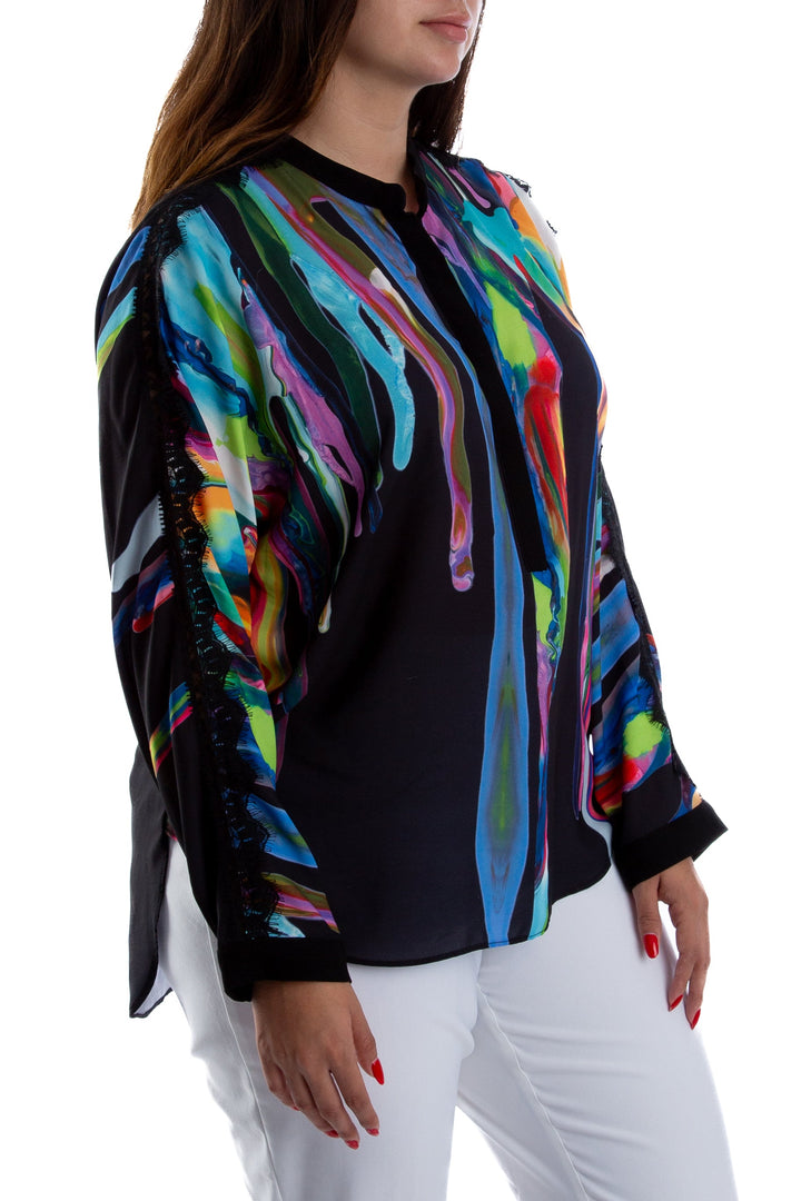 Blusa Alberto Makali negro, vista posterior – ClosetRehab