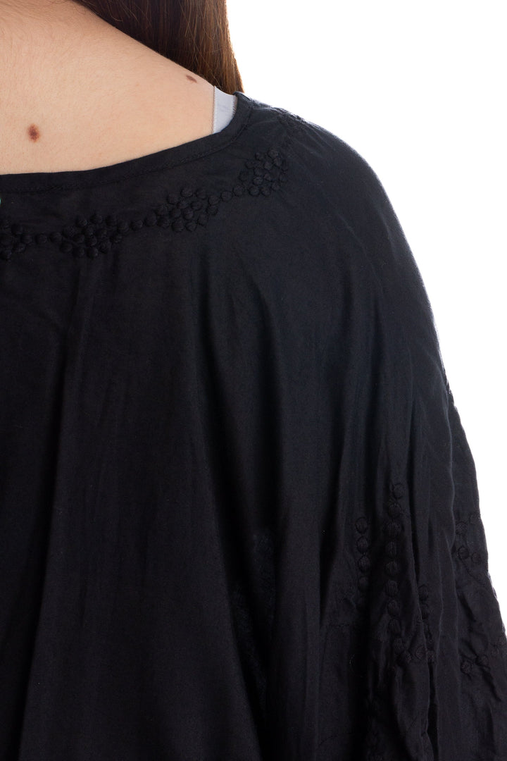 Blusa VIX Paul Ahermanny negro, detalle 6 – ClosetRehab