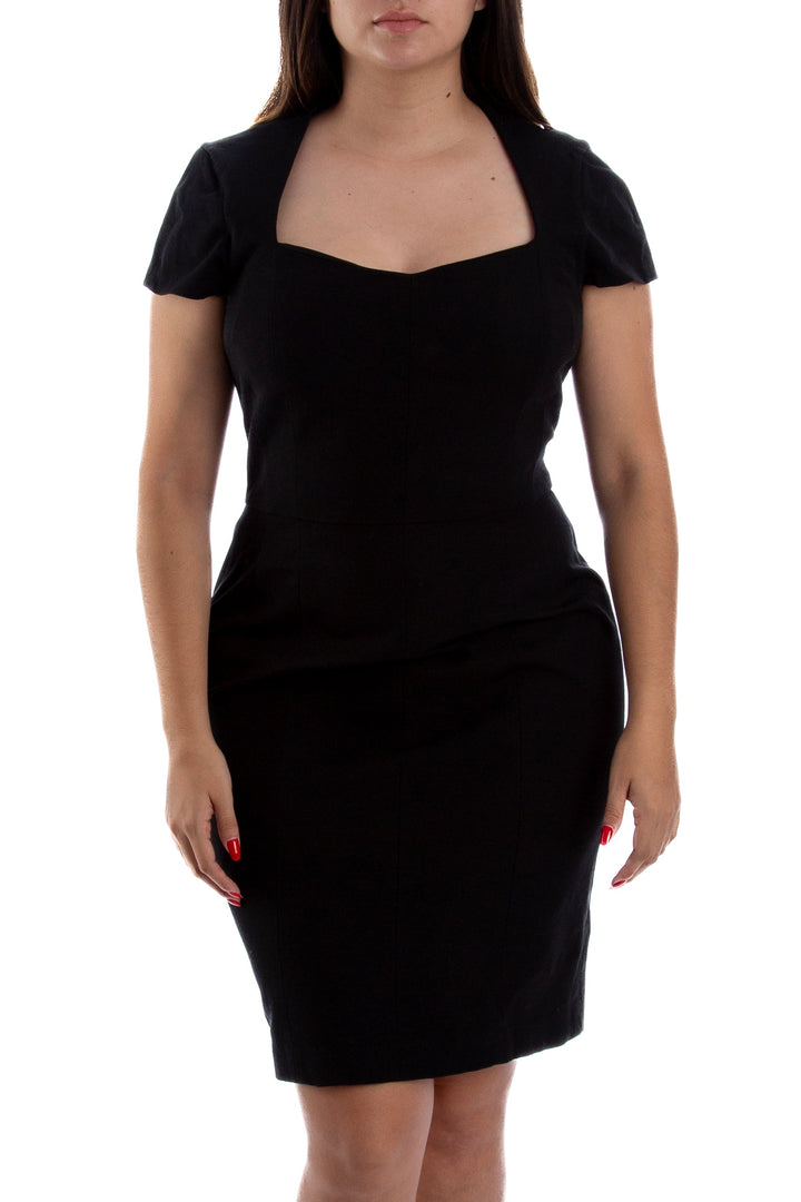 Vestido Banana Republic negro, vista frontal – ClosetRehab