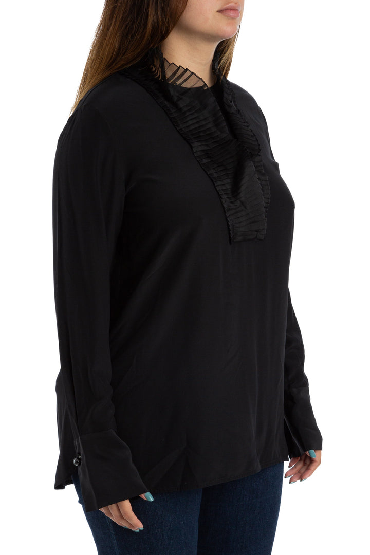 Blusa Ambrosi negro, vista posterior – ClosetRehab