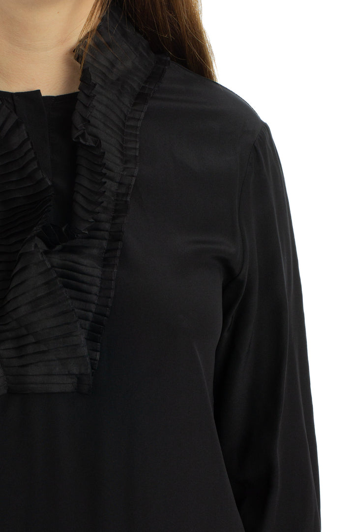 Blusa Ambrosi negro, detalle – ClosetRehab