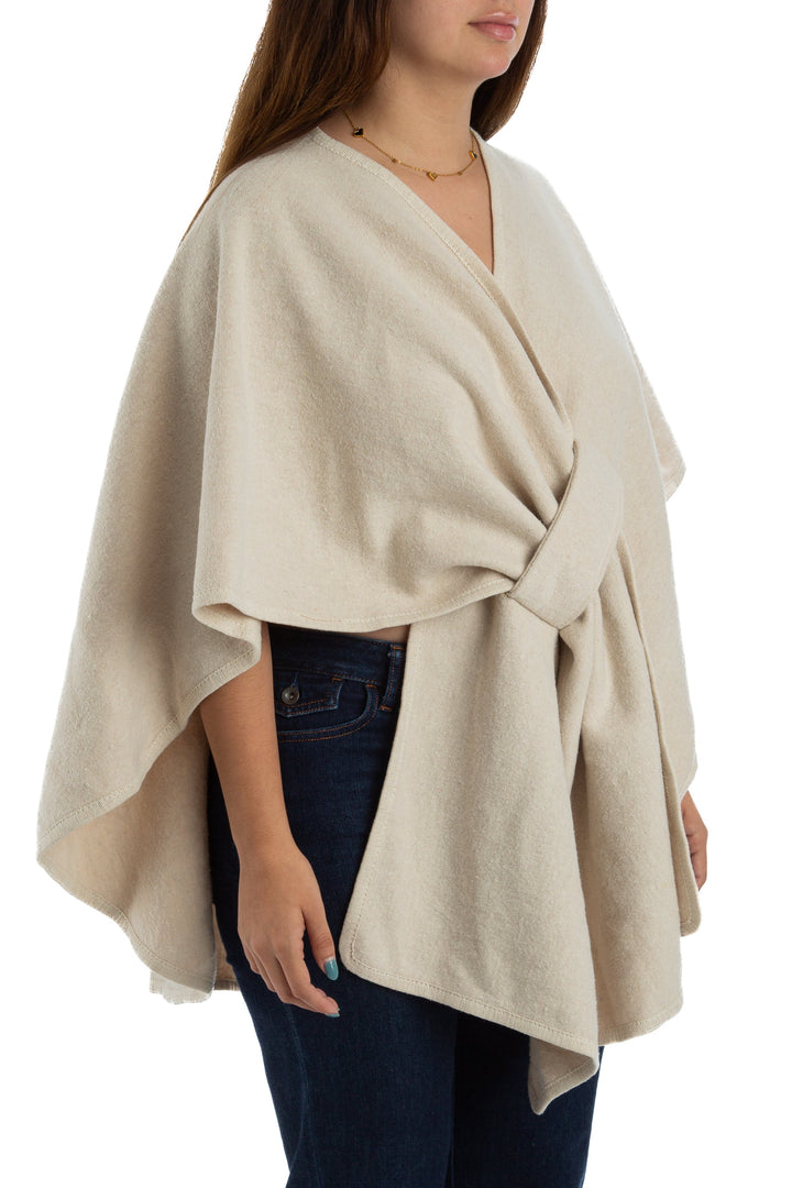 Abrigo Yusoyu beige, vista posterior – ClosetRehab