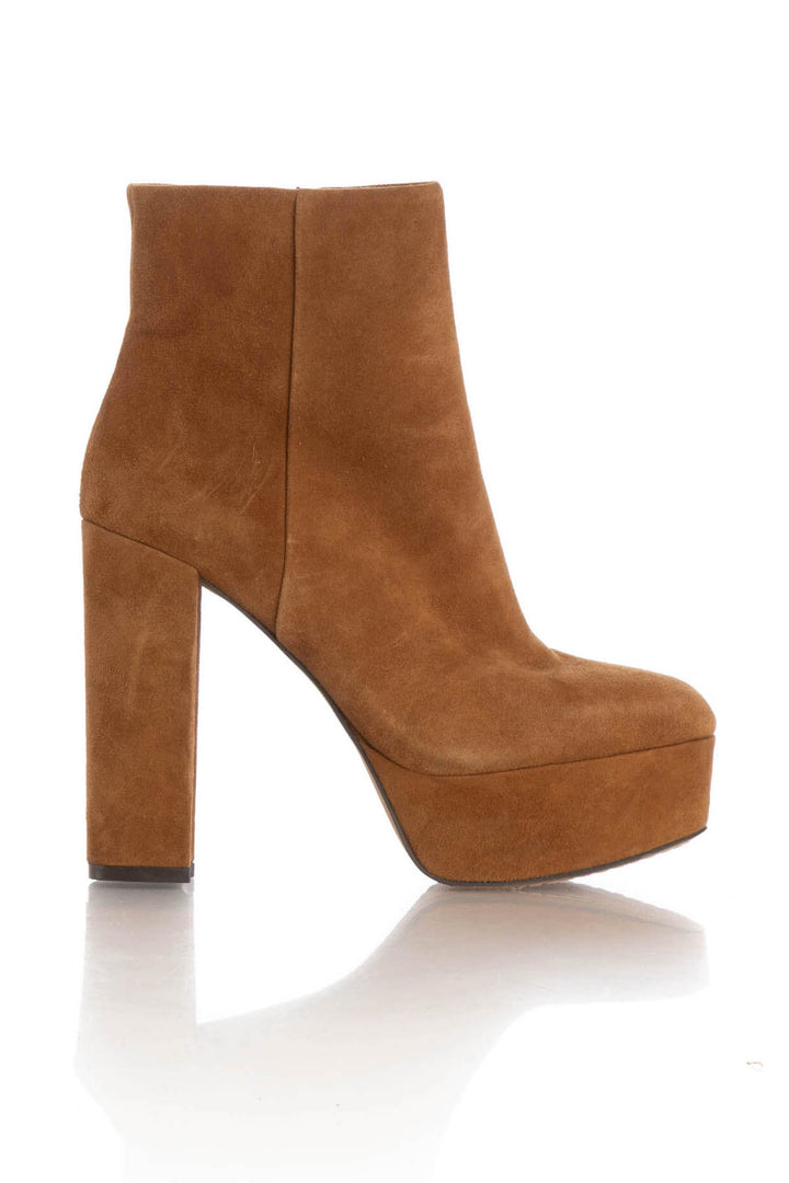Zapato Vince Camuto café, vista frontal – ClosetRehab