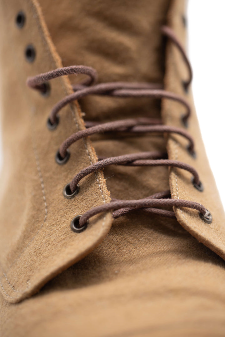 Vista superior de las botas Taft camel