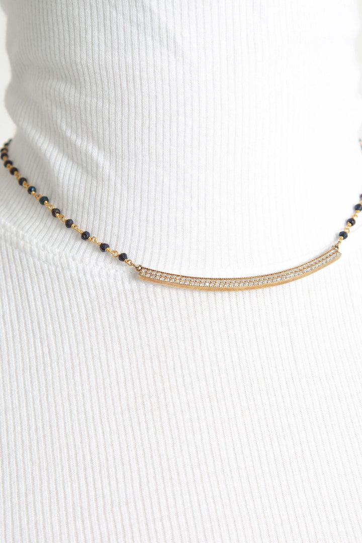 Collar BZK, vista posterior – ClosetRehab