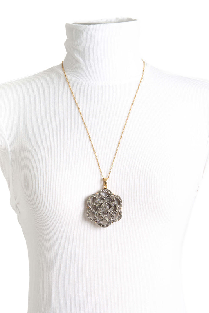 Collar Marcia Moran, vista frontal – ClosetRehab