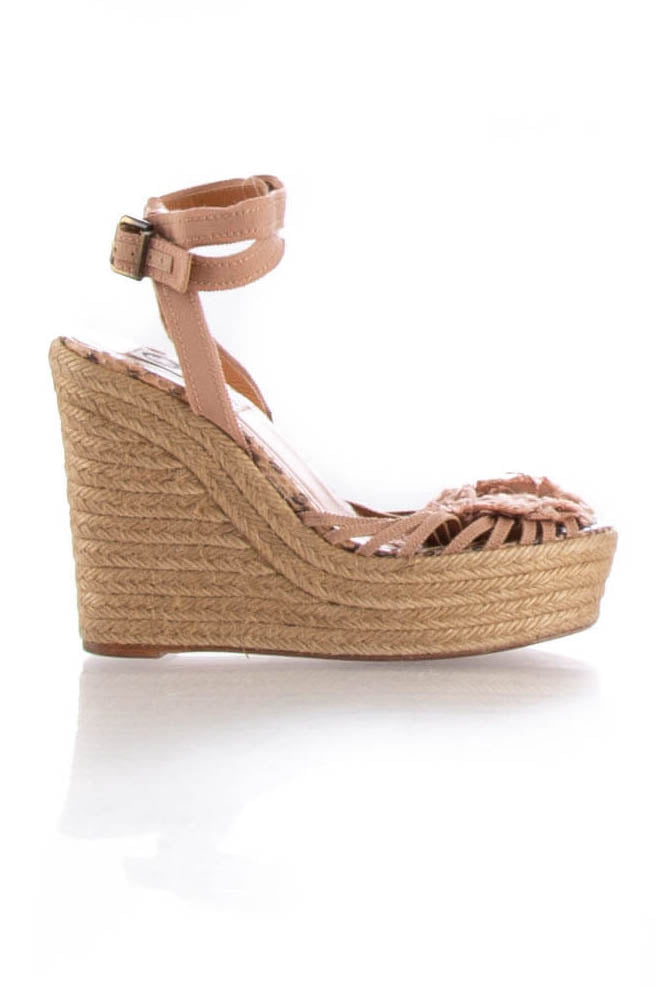 Zapato Lanvin rosa, vista frontal – ClosetRehab