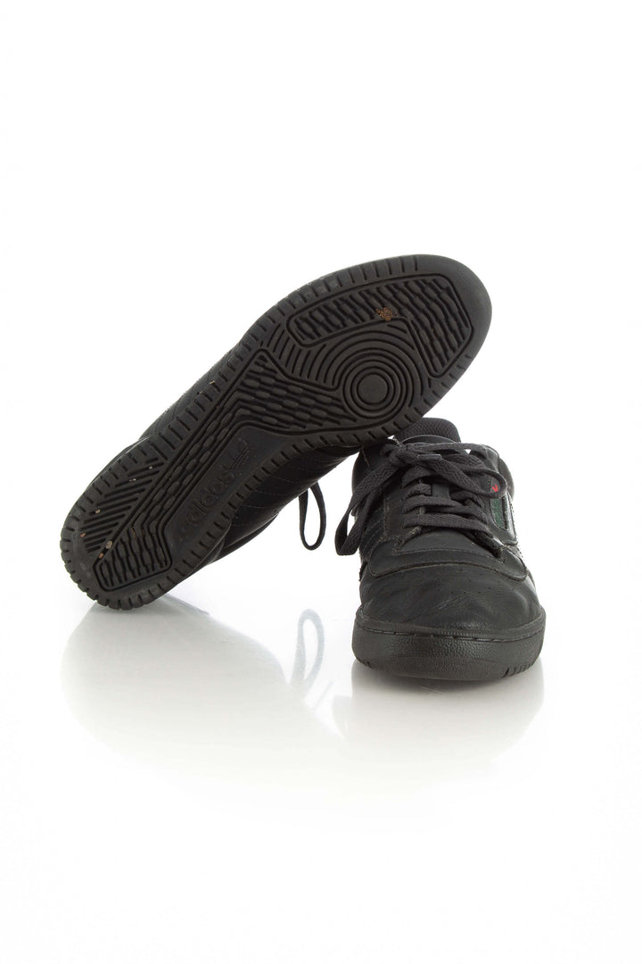 Zapato Adidas negro, detalle 6 – ClosetRehab