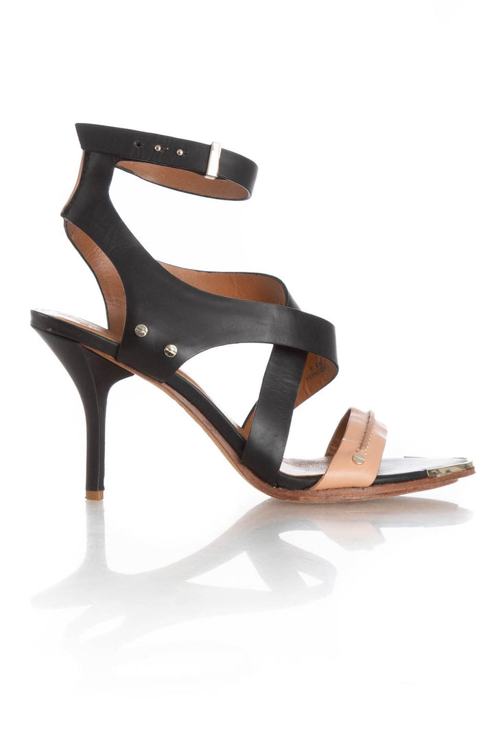 Zapato Rachel Roy negro, vista frontal – ClosetRehab