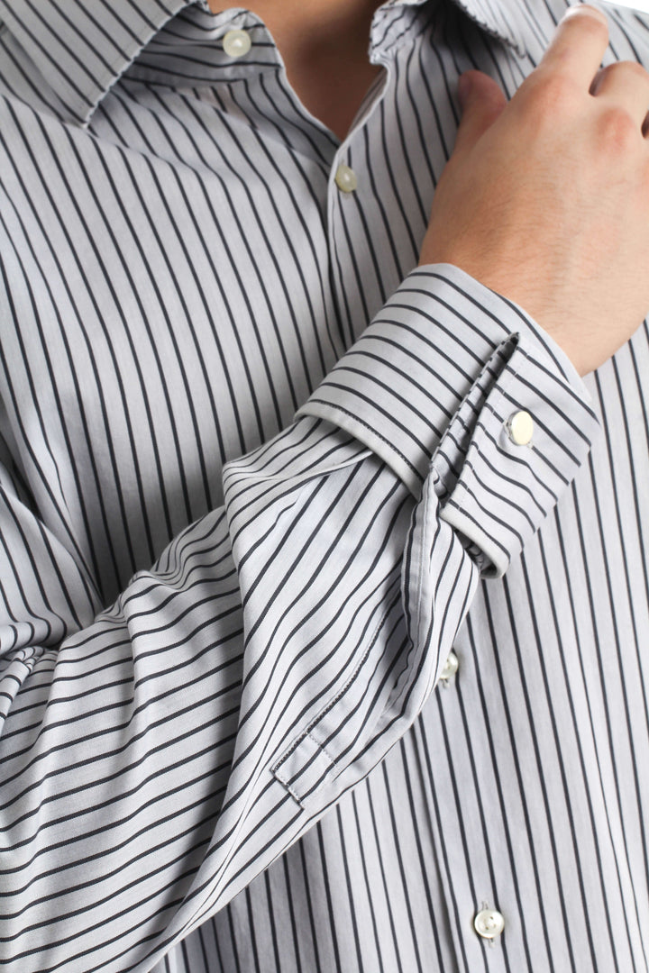 Camisa BOSS Hugo Boss gris, detalle – ClosetRehab