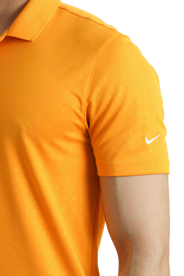 Polo Nike Golf naranja, detalle – ClosetRehab