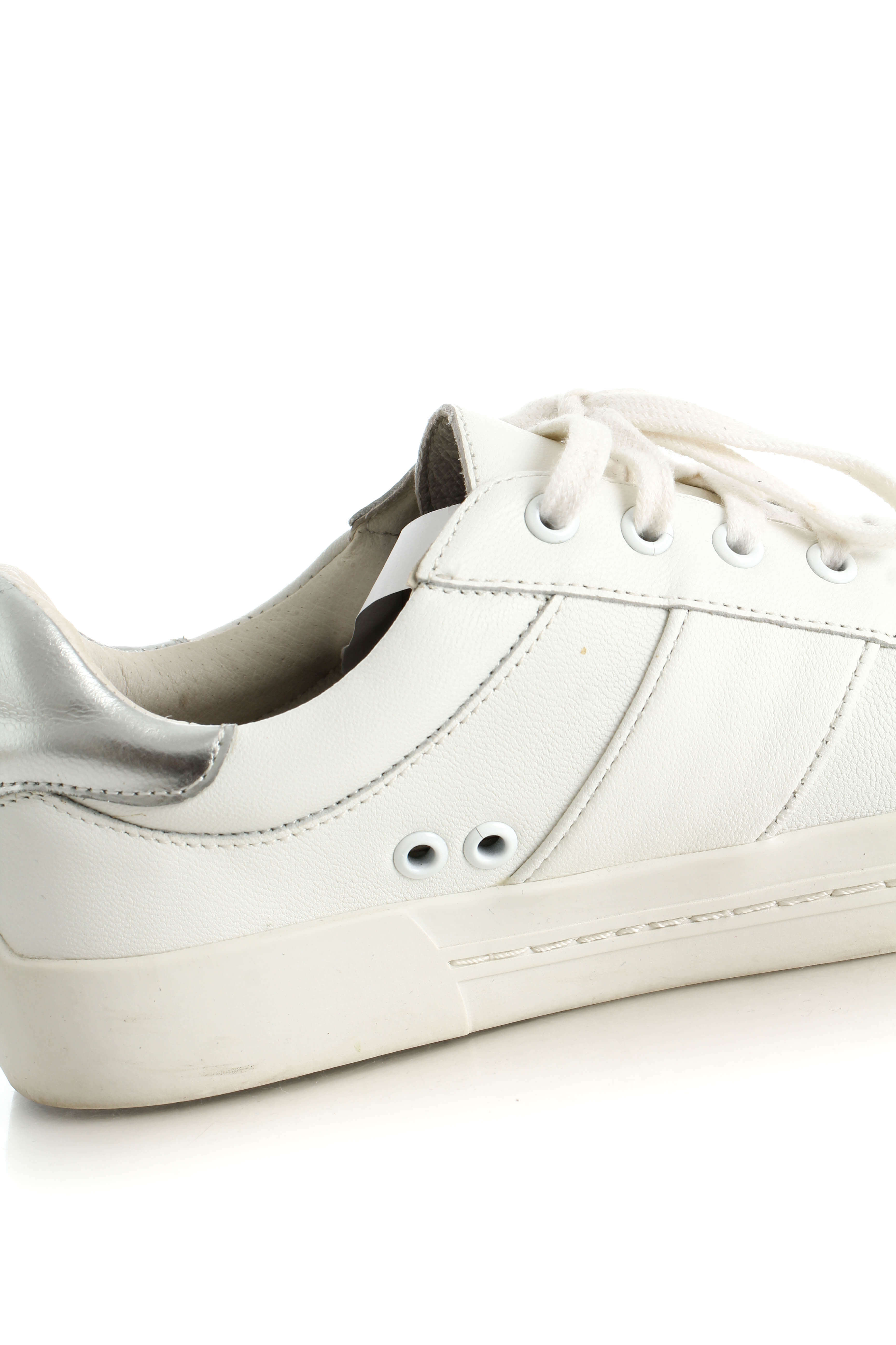 Joie, Talla 5