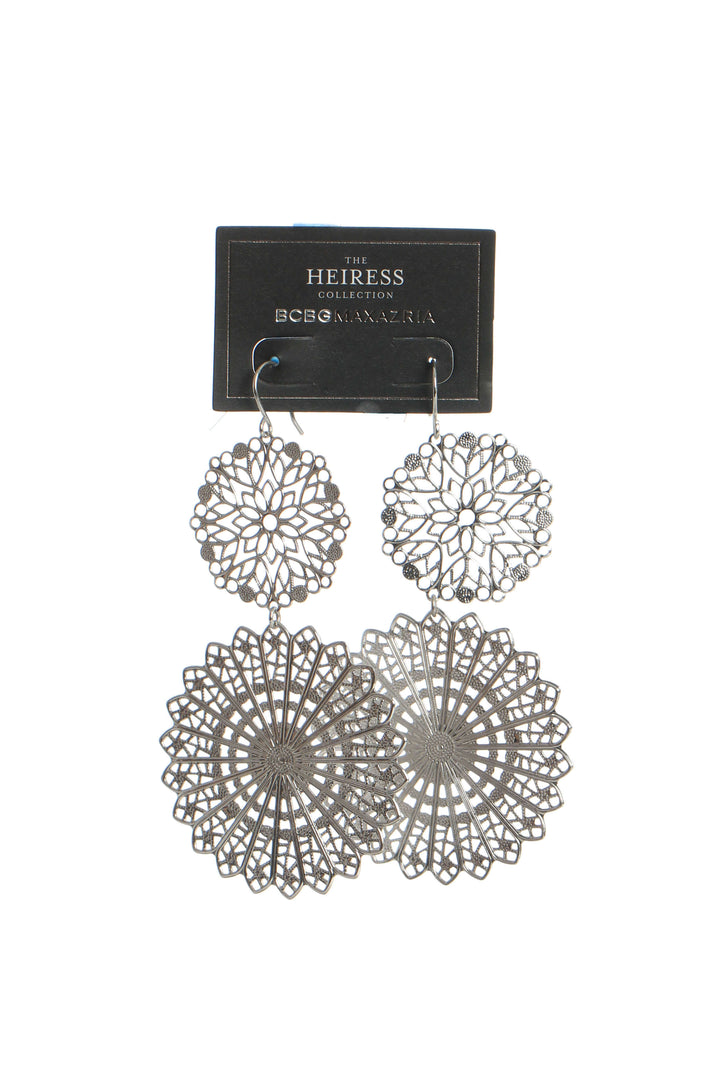 Aretes BCBGMAXAZRIA, vista frontal – ClosetRehab
