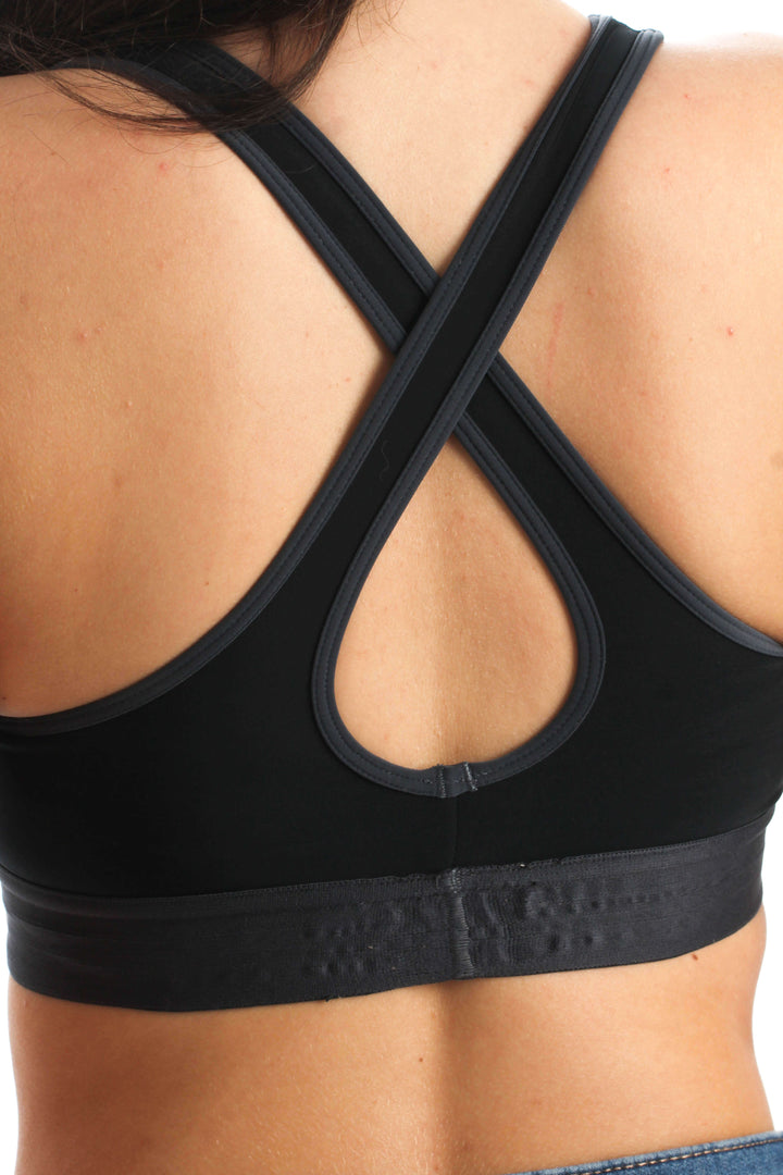 Blusa Under Armour gris, detalle – ClosetRehab