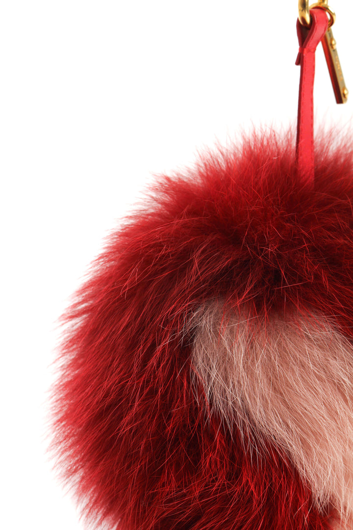 Llavero Fendi rojo, detalle 5 – ClosetRehab