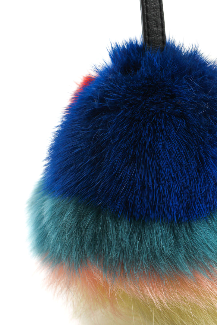 Llavero Fendi azul, detalle – ClosetRehab