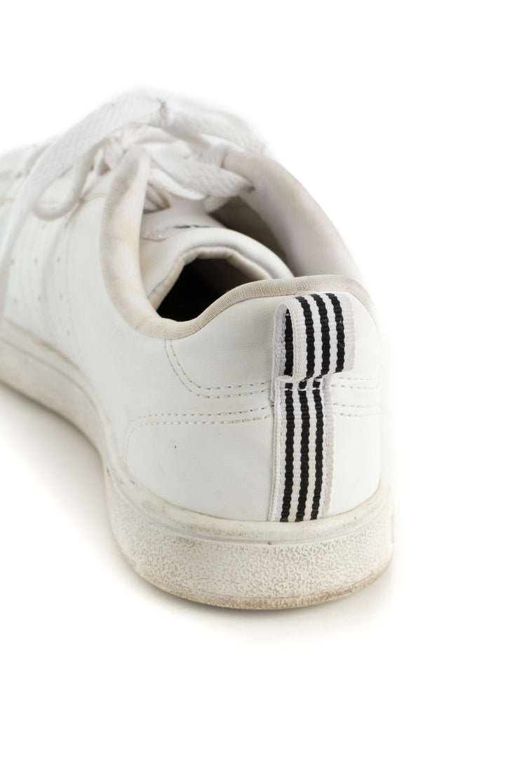 Zapato Adidas blanco, detalle 12 – ClosetRehab