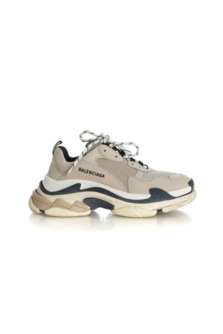 Zapato Balenciaga beige, vista frontal – ClosetRehab