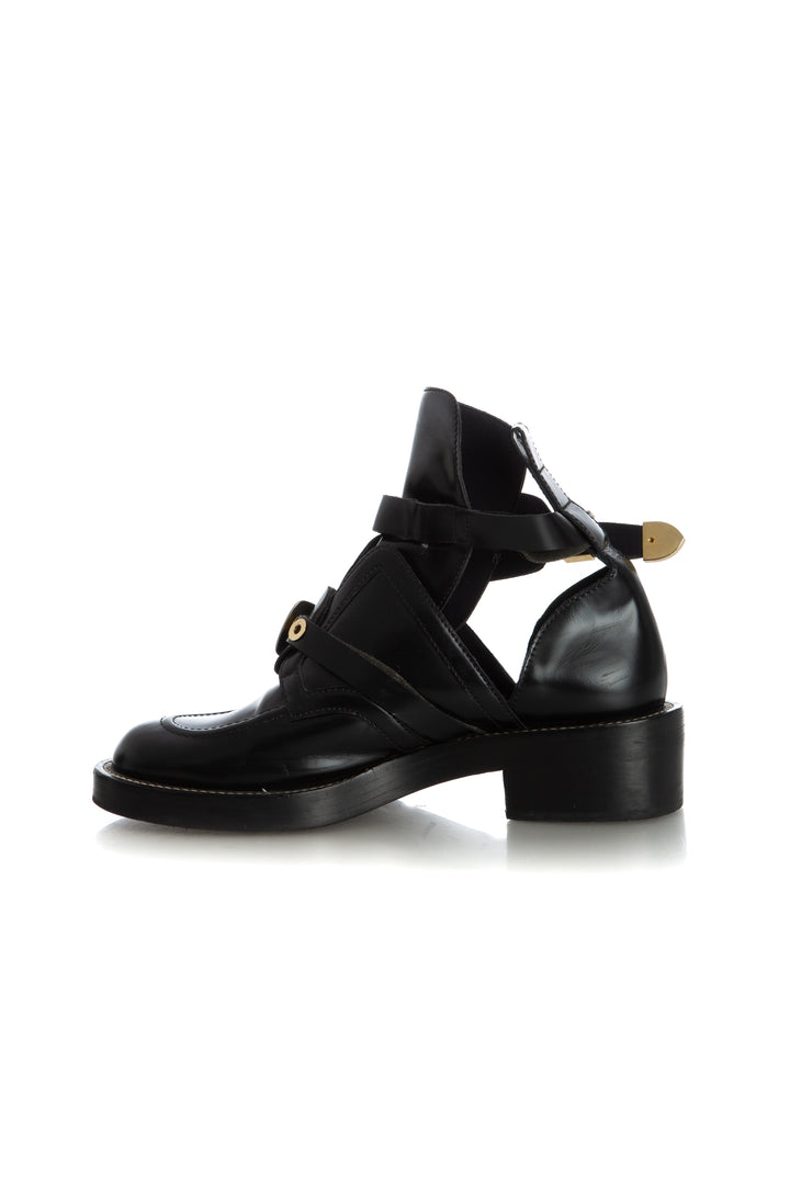 Zapato Balenciaga negro, vista lateral – ClosetRehab