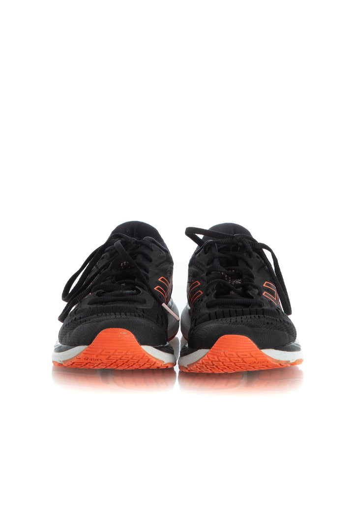 Zapato Asics negro, detalle 5 – ClosetRehab