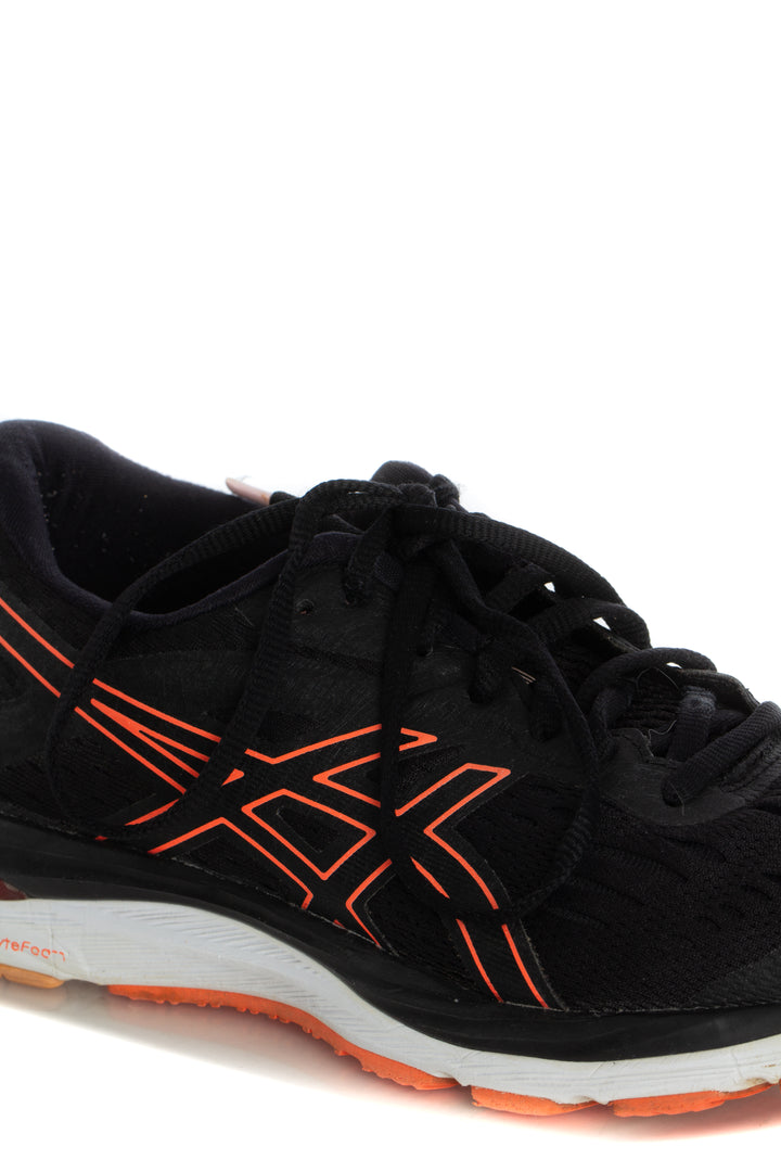 Zapato Asics negro, detalle 7 – ClosetRehab