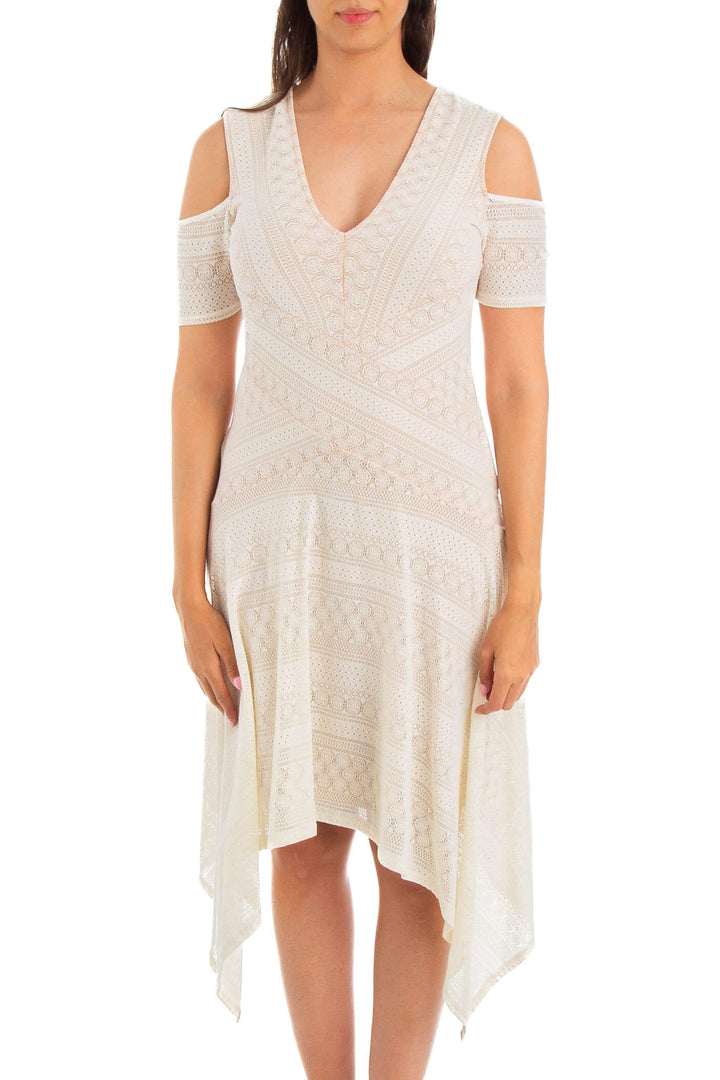 Vestido BCBG Maxazria blanco, vista frontal – ClosetRehab