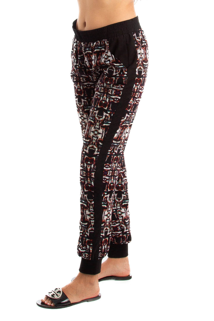 Pantalón negro, vista posterior – ClosetRehab
