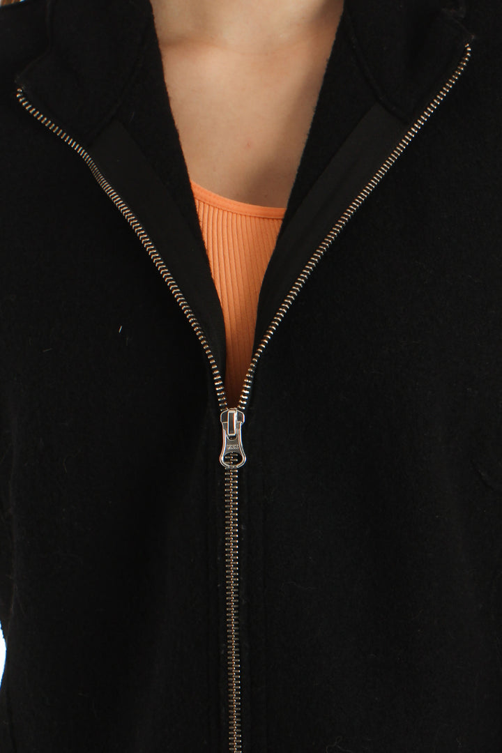 Chaleco Ambrosi negro, vista lateral – ClosetRehab