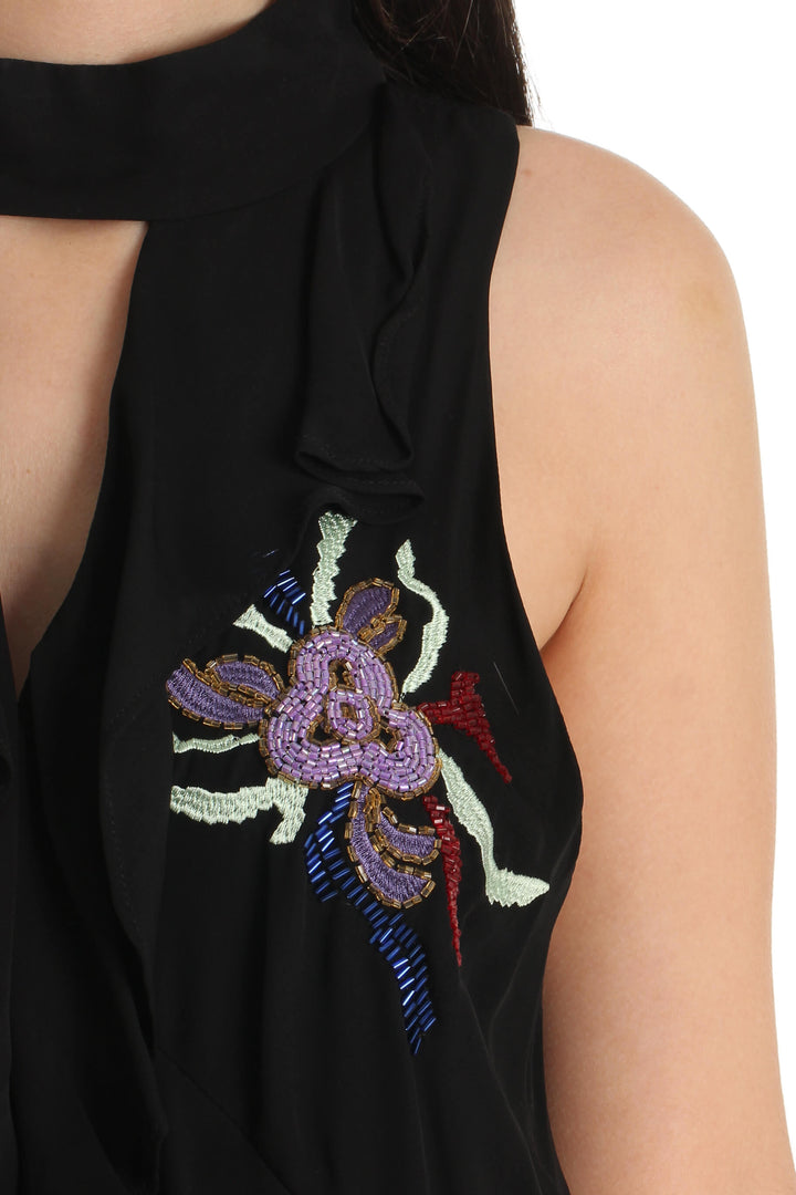 Blusa Cinq a Sept negro, vista lateral – ClosetRehab