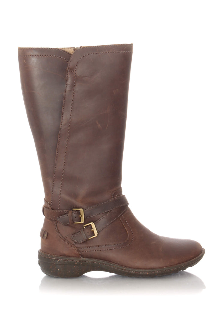 Zapato Ugg café, vista frontal – ClosetRehab