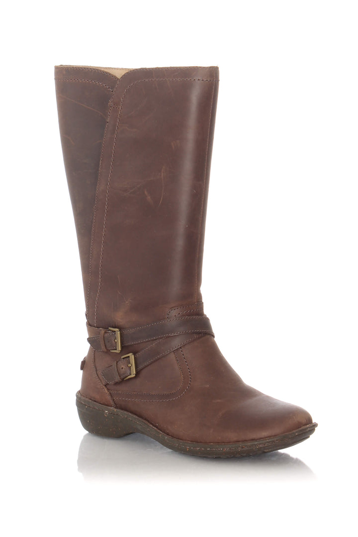 Zapato Ugg café, vista posterior – ClosetRehab