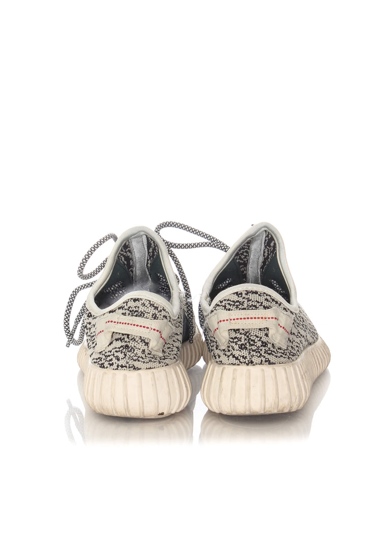 Zapato Adidas YEEZY gris, detalle 7 – ClosetRehab