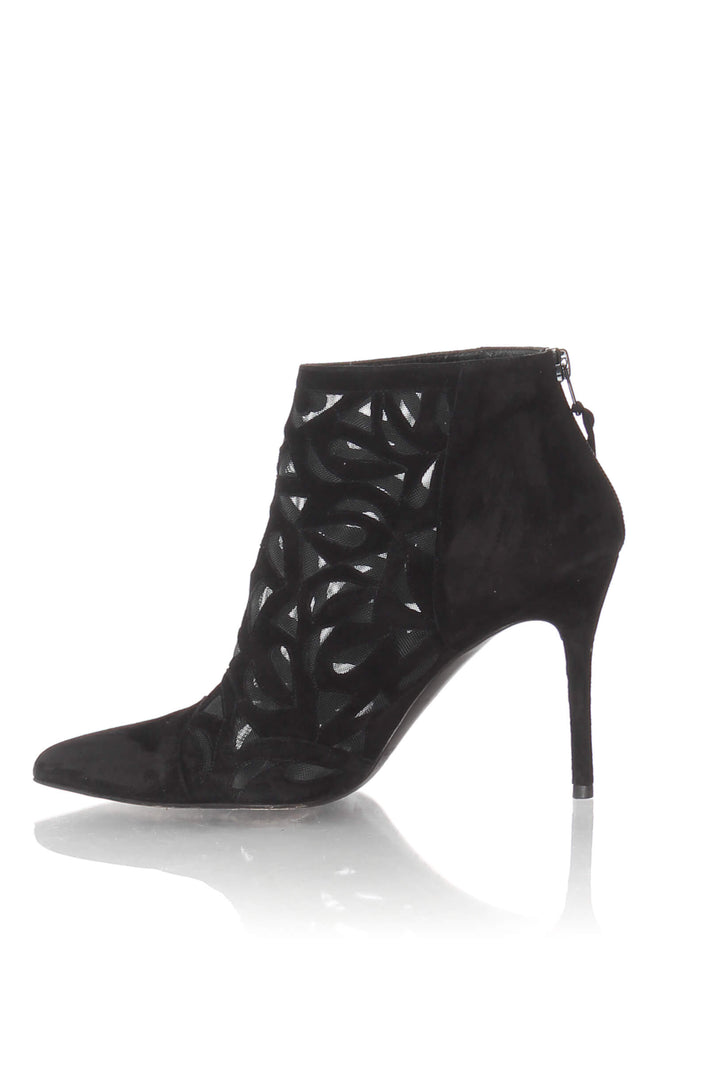 Zapato Stuart Weitzman negro, detalle – ClosetRehab