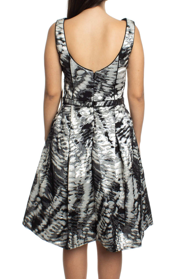 Vestido Theia estampado y gris, vista posterior – ClosetRehab