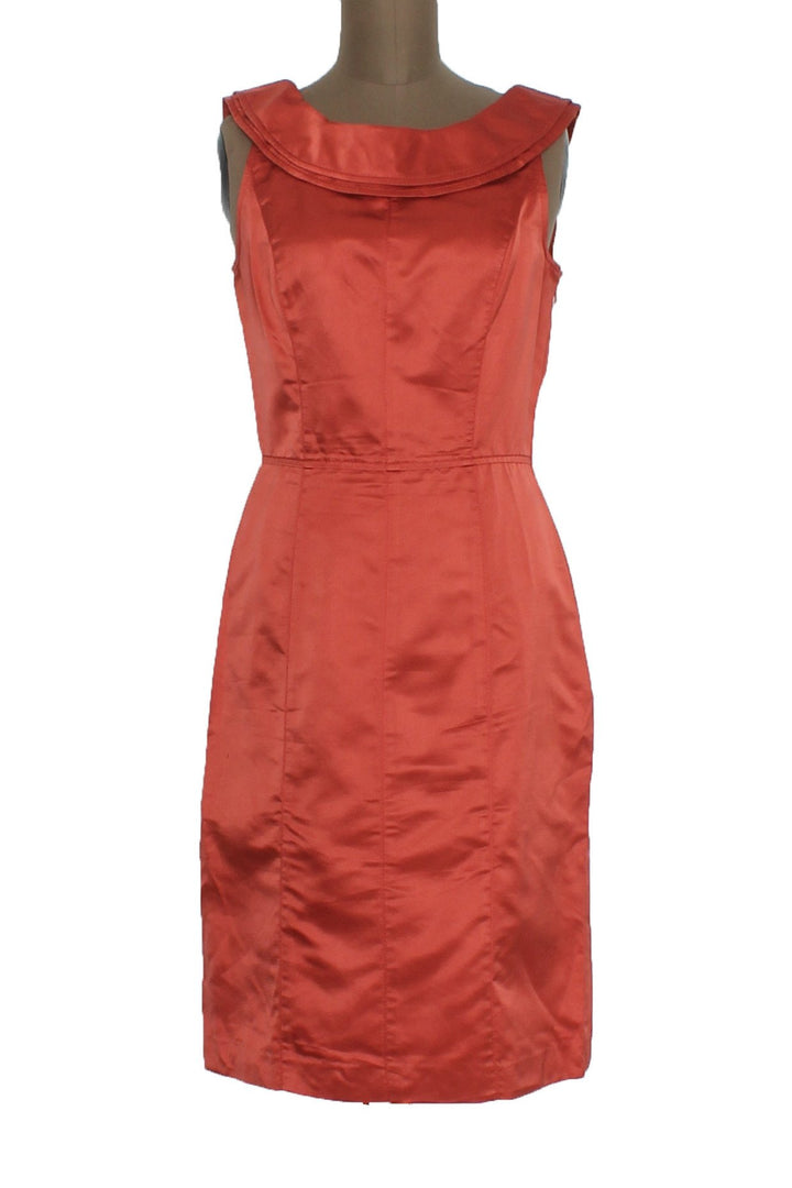 Vestido Vera Wang Lavender Label, vista frontal – ClosetRehab