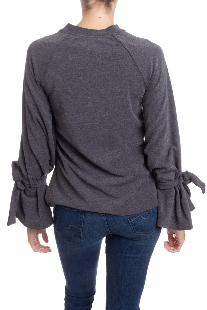 Blusa J.O.A. gris, vista posterior – ClosetRehab