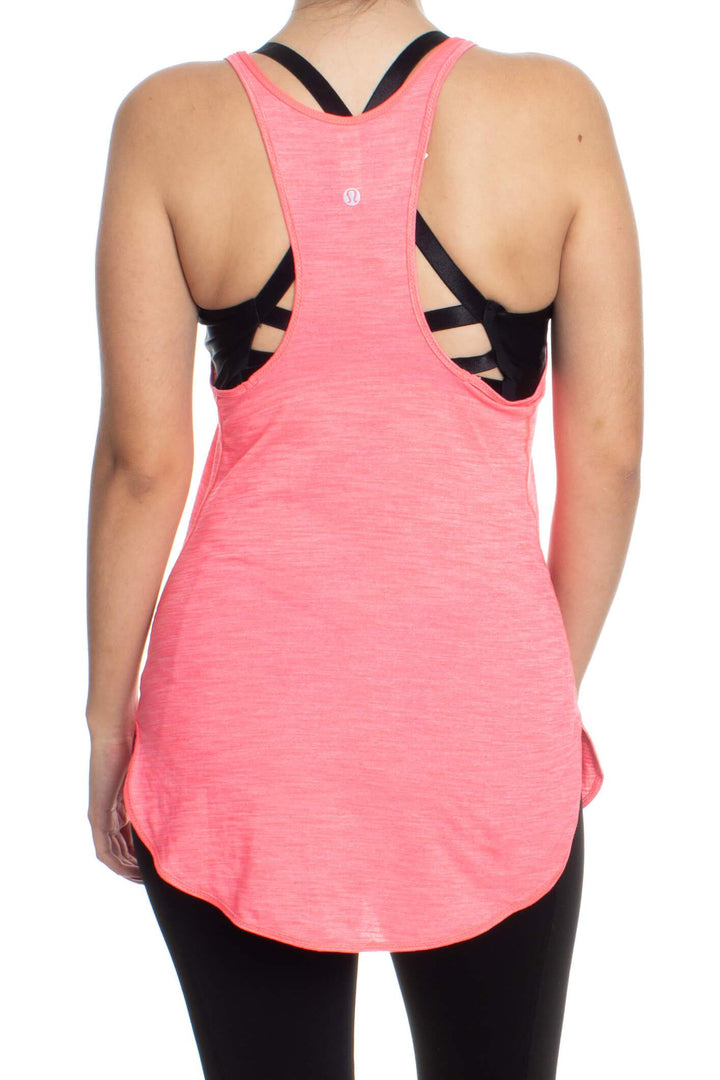 Blusa Lulu Lemon rosa, vista posterior – ClosetRehab
