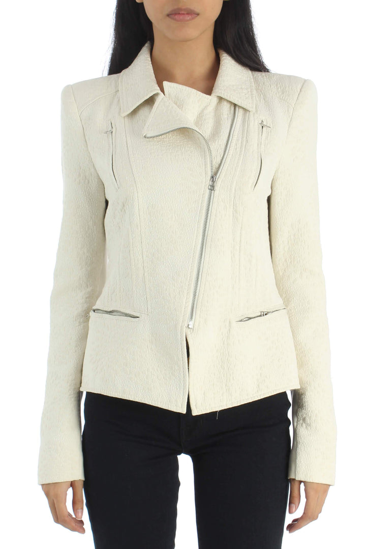 Chamarra BCBG Maxazria blanco, vista frontal – ClosetRehab