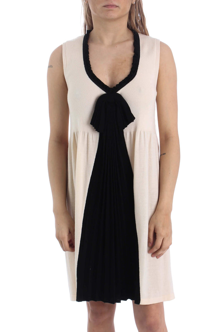 Vestido BCBG Maxazria estampado y negro, vista frontal – ClosetRehab