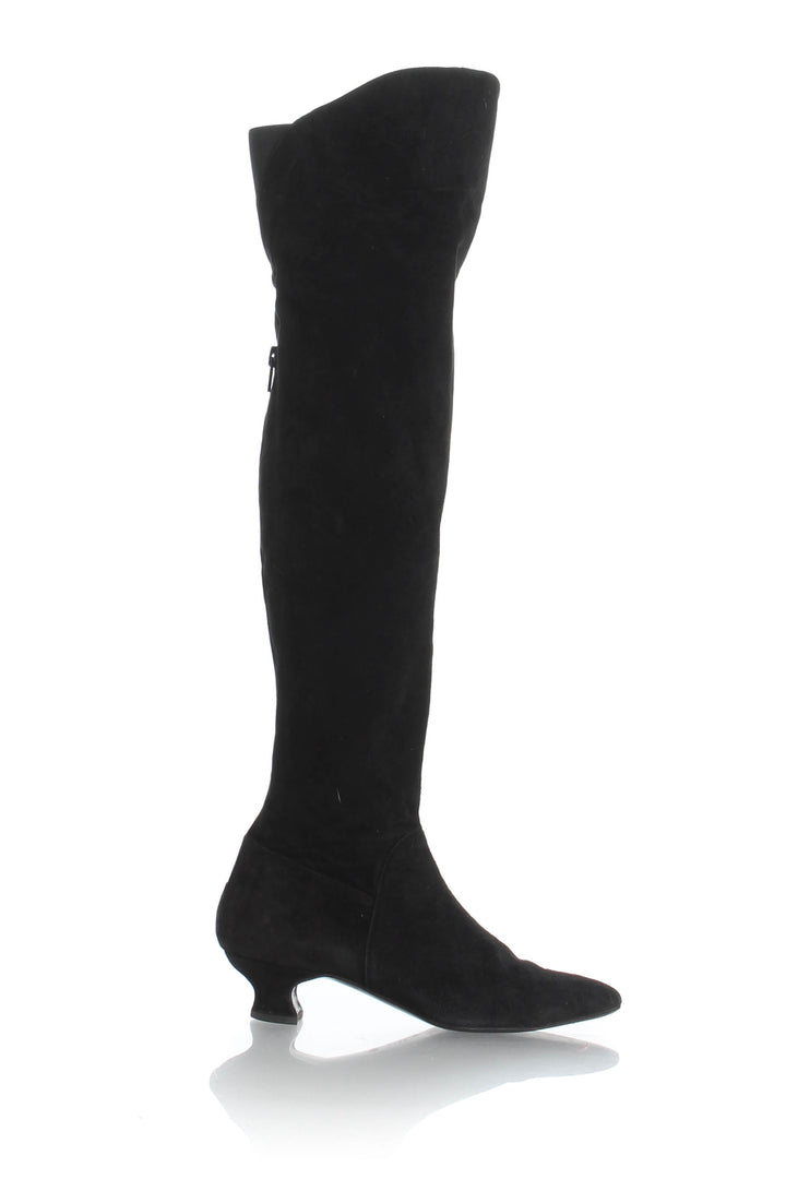 Zapato Fendi negro, vista frontal – ClosetRehab
