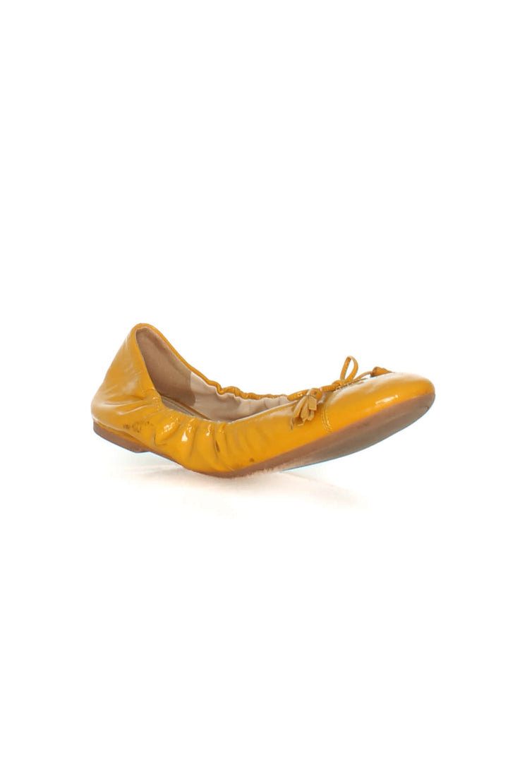 Zapato Prada amarillo, vista posterior – ClosetRehab