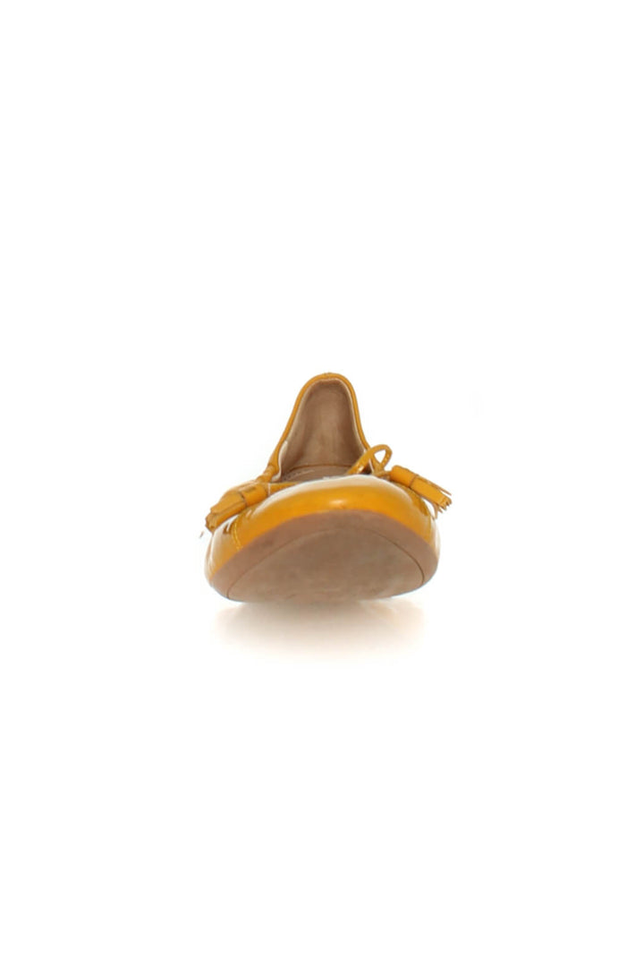 Zapato Prada amarillo, vista lateral – ClosetRehab