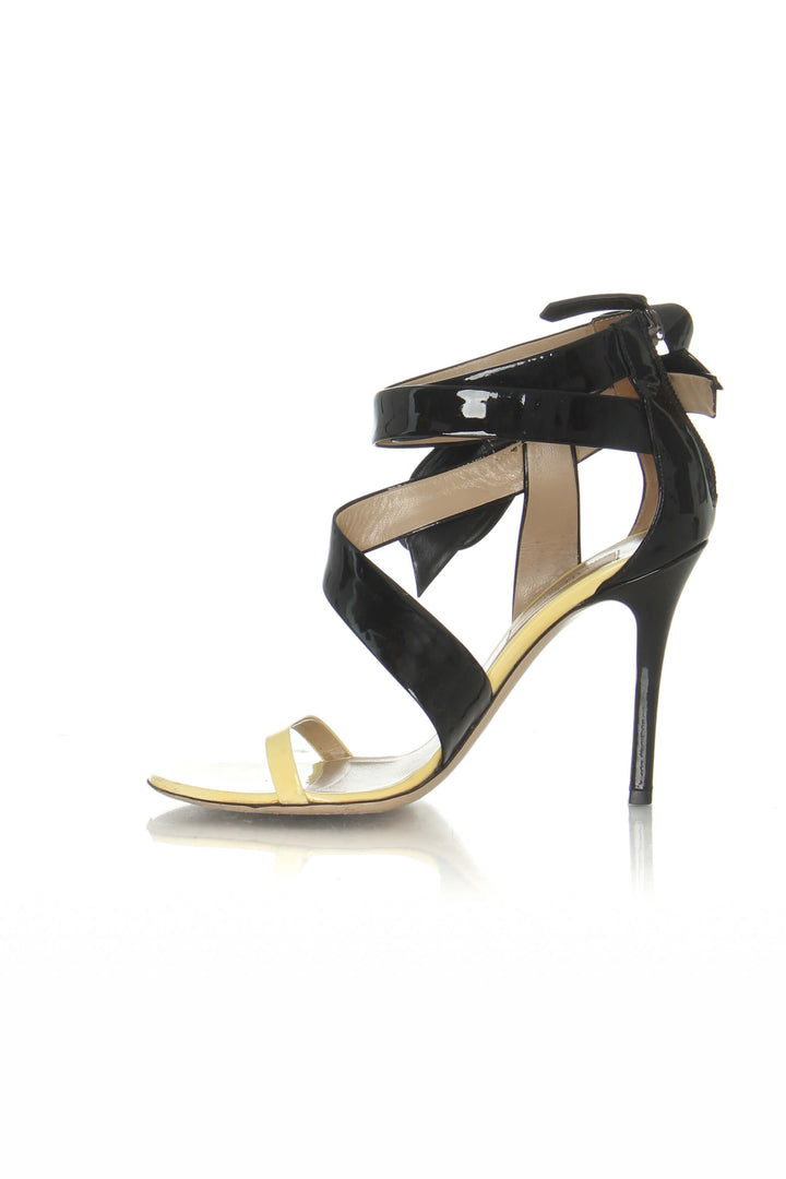 Sandalias Valentino negro talla 7 USA, detalle de moño y correa | ClosetRehab