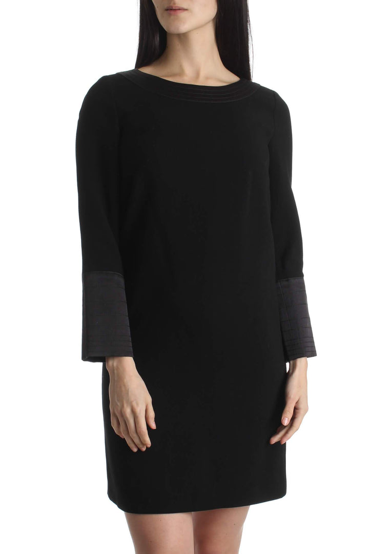 Vestido Barneys New York negro, vista frontal – ClosetRehab