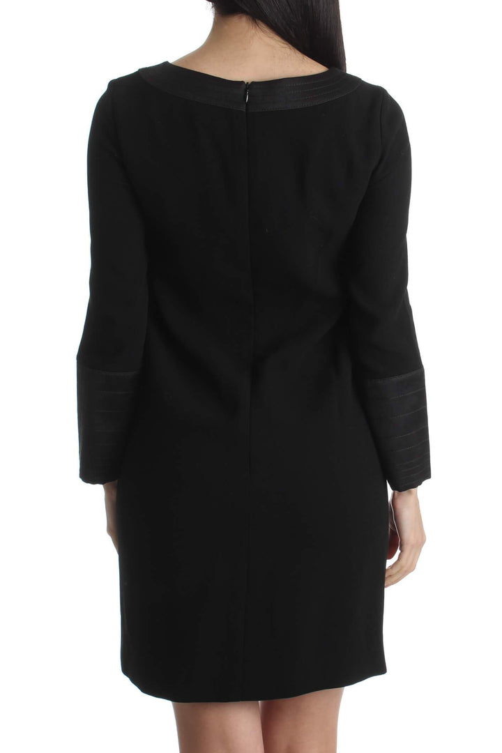 Vestido Barneys New York negro, vista posterior – ClosetRehab